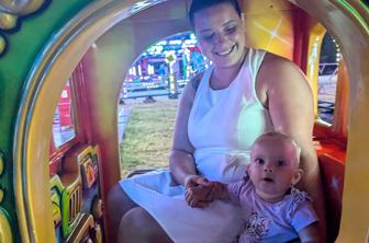 Mamica štirih otrok: Menjala sem celotno garderobo s konfekcijske številke 44 na 36