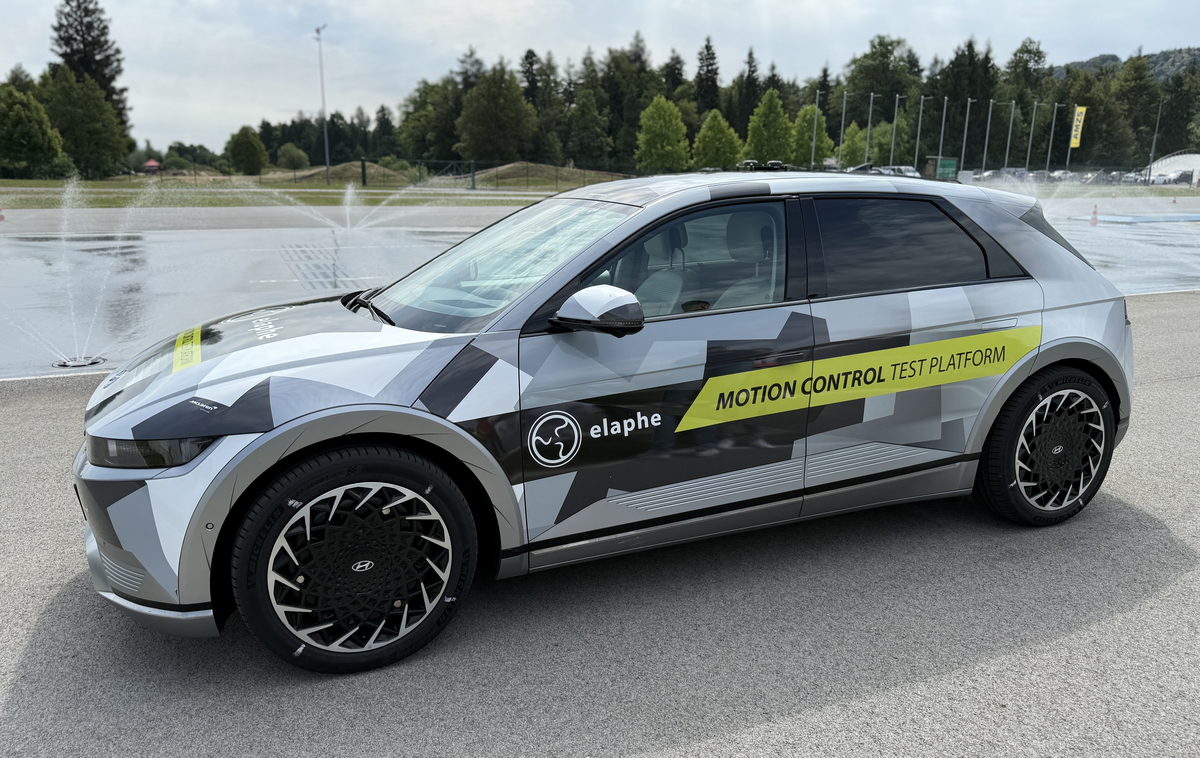 Elaphe | Elaphejev razvojni avtomobil na osnovi hyundaia ioniqa 5 v praksi najbolje pokaže prednostik in za zdaj izkoriščen potencial kolesnih motorjev. | Foto Gregor Pavšič