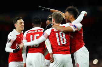 Arsenal povozil Napoli, španski derbi Valencii