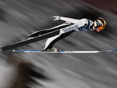 Žan Kranjec brani srebro, slovenski orli v neizprosen boj