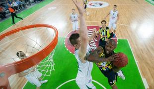 Bo Bayern napadal Olimpijo brez izvrstnega Boja McCalebba?