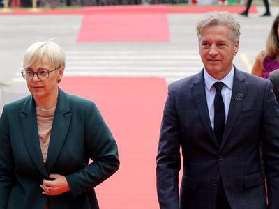 TV Slovenija: Po premierju tudi predsednica republike želi svoje varnostnike