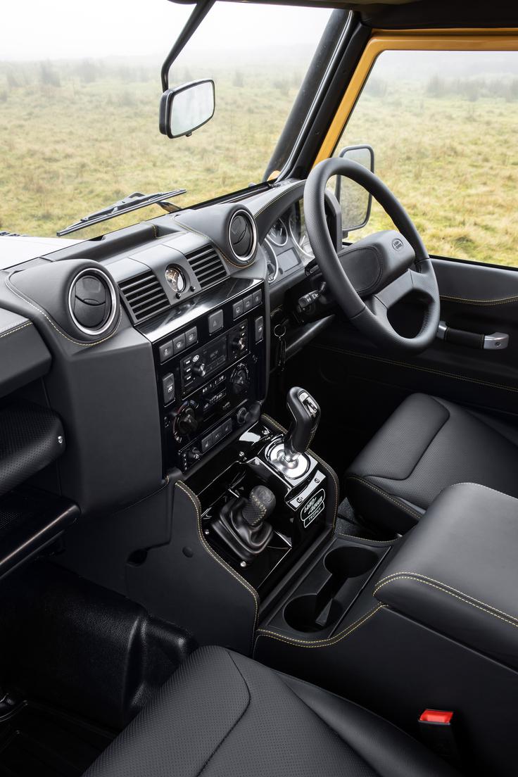 Land rover defender V8 trophy | Foto: Land Rover