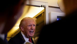 Podpredsednik ZDA Vance potrdil potrebo po ameriških jedrskih poskusih