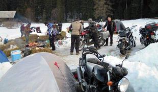 Motociklistični zbor v snegu