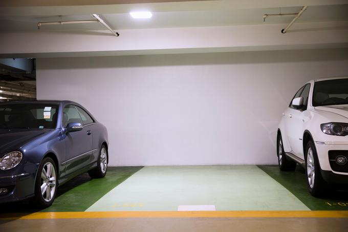 V središču mesta je vsega štiristo parkirnih mest, zato je povpraševanje po njih izredno veliko. | Foto: Reuters