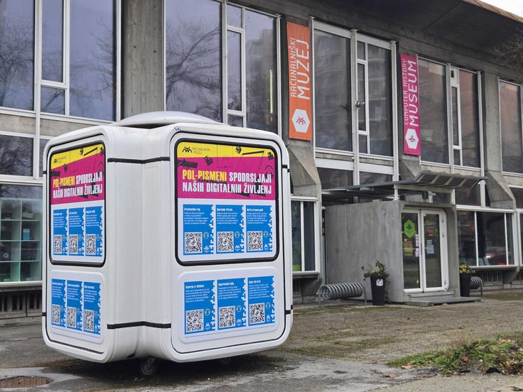 Pol-pismeni, Računalniški muzej | Foto: Računalniški muzej