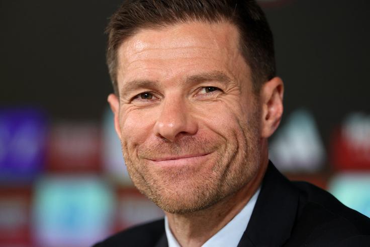 Xabi Alonso na prvi novinarski konferenci kot trener Reala | Foto: Reuters