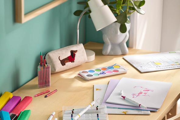 Kako prihraniti čas in denar pri nakupu šolskih potrebščin?