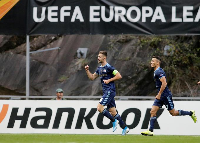 Slovan je na krilih najboljšega strelca Andraža Šporarja v prejšnji sezoni igral tudi v skupinskem delu evropske lige. | Foto: Reuters