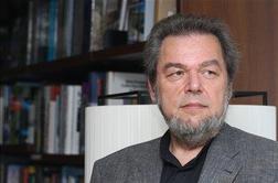 Alkalaj: Politika ne deluje za ljudi, temveč zase