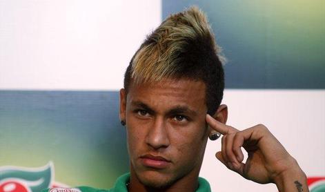Neymar zaradi Twitterja ob 6000 evrov