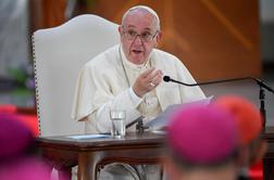 Papež: Izolacija je priložnost za obuditev družinskega življenja
