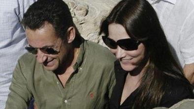 Sarkozy na neuradnem srečanju z Mubarakom
