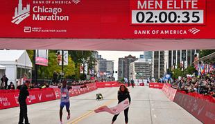 Kenijec postavil nov svetovni rekord v maratonu