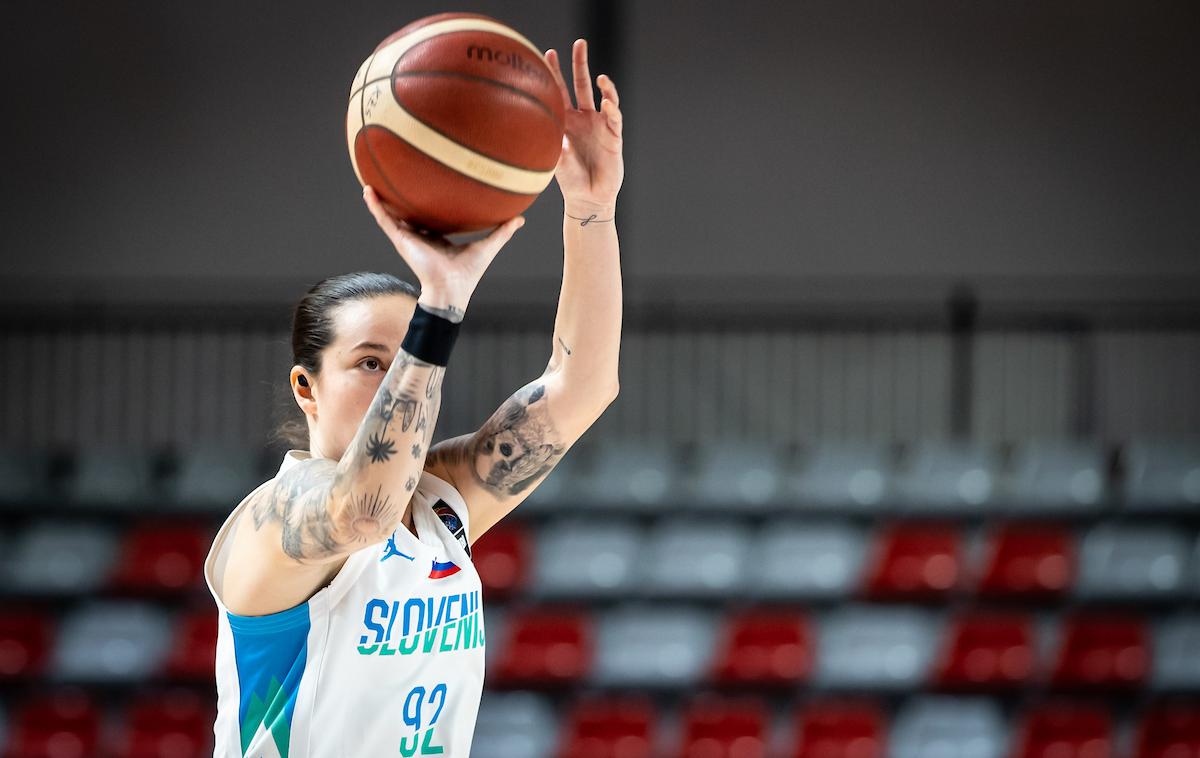 Slovenija : Albanija, slovenska ženska košarkarska reprezentanca Nika Barič | Foto Matic Klanšek Velej/Sportida