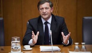Erjavec skozi "zunanje sito" z 12 proti pet