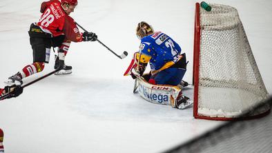 Jeseničani z eno nogo že v polfinalu, Olimpija v višji prestavi