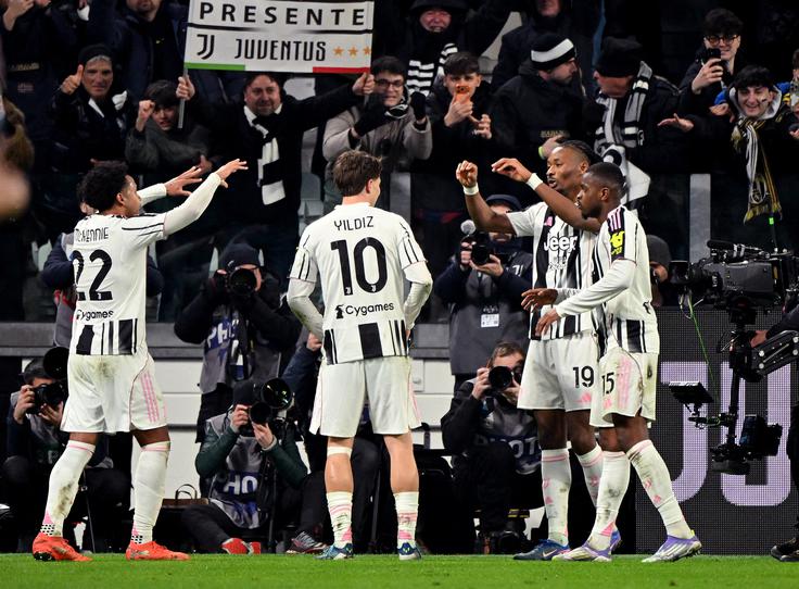 Kenan Yildiz je popeljal Juventus v 77. minuti v vodstvo z 2:0. | Foto: Reuters