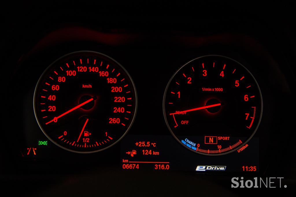 bmw 225xe active tourer luxury line
