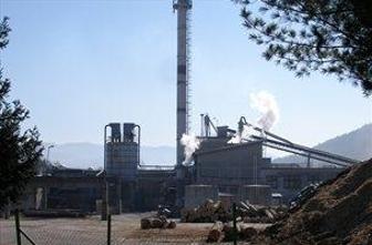 Zaposleni v Javorju Pivka zamrznili stavko