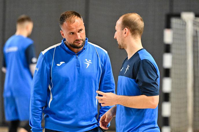 Uroš Zorman | Slovenski rokometaši bodo povratni dvoboj s Črno goro začeli z golom prednosti. | Foto Aleš Fevžer