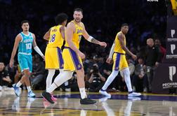 Dončićev soigralec med tekmo kar sam ukrepal ob izpahu; zelena luč za Lakerse