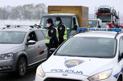 Huda prometna nesreča na Hrvaškem: trije mrtvi in 12 poškodovanih