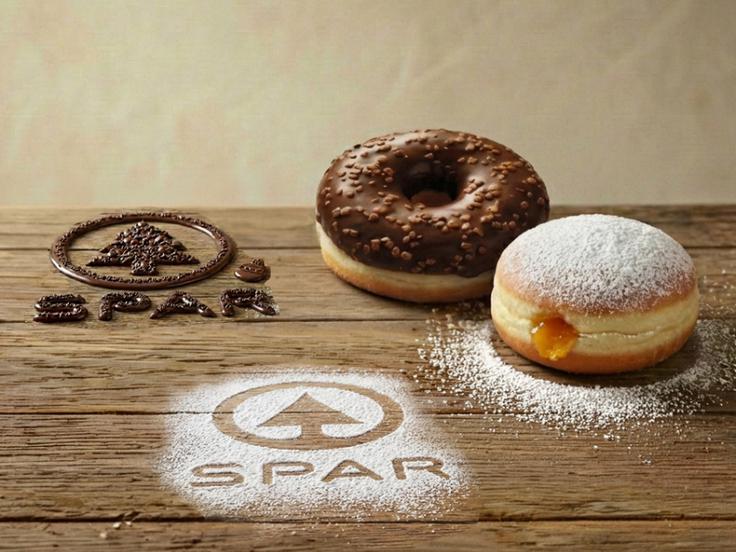 V trgovinah SPAR in INTERSPAR vas čaka pester izbor svežih krofov in donutov za vse priložnosti. | Foto: SPAR