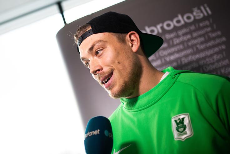 Prvi vratar Nejc Vidmar je v zadnjih sezonah opravljal vlogo kapetana NK Olimpija. Bo tako tudi v Sežani? | Foto: Grega Valančič/Sportida