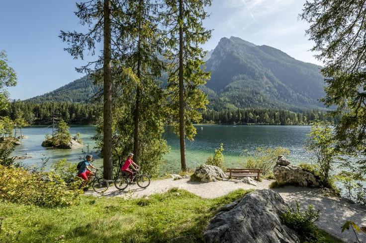 Kolesarka pot Bodensee-Königssee-Radweg ob jezeru Königsee © DZT / Günter Standl | Foto: 