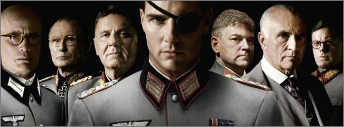 Bryan Singer, režiser filmov Osumljenih pet in Možje X, osvetljuje resnično ozadje najbolj razvpitega spodletelega atentata na Adolfa Hitlerja. Atentat je poskušal izvesti vojaški poveljnik Claus (Tom Cruise), toda na usodni dan številne nepredvidljive malenkosti povzročijo neizbežen propad drzne spletke. • V petek, 7. 5., ob 9.40 na Cinemax.* │ Tudi na HBO OD/GO. | Foto: 