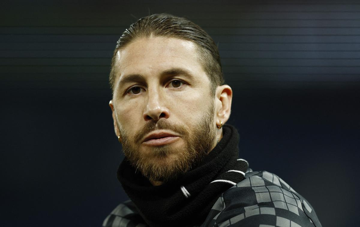 Sergio Ramos | Sergio Ramos je v tej sezoni zaradi zdravstvenih težav odigral le pet srečanj. Danes ne bo kandidiral za dvoboj z nekdanjimi soigralci, nogometaši Reala. | Foto Reuters