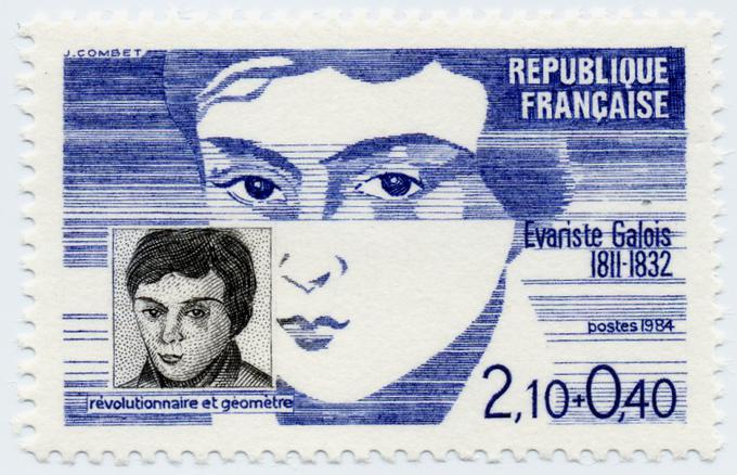Evariste Galois je bil francoski matematik v zgodnjem 19. stoletju, ki je še kot najstnik rešil matematični problem ("Ali obstaja potreben in zadostni pogoj za rešljivost enačbe poljubne stopnje z radikali?"), ki je največje učenjake sveta begal kar 350 let. Galois je zakoličil temelje abstraktne algebre, eni od matematičnih disciplin, in razvil tako imenovano Galoisovo teorijo, ki se v matematiki uporablja še danes. Galois je umrl, ko je bil star komaj 20 let, in sicer zaradi strelne rane v trebuhu, ki jo je utrpel v tradicionalnem dvoboju zaradi neuslišane ljubezni. | Foto: 