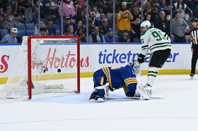 Dallas Stars | moštvo Dallas Stars je po izvajanju kazenskih strelov premagalo moštvo Buffalo Sabres. | Foto Reuters
