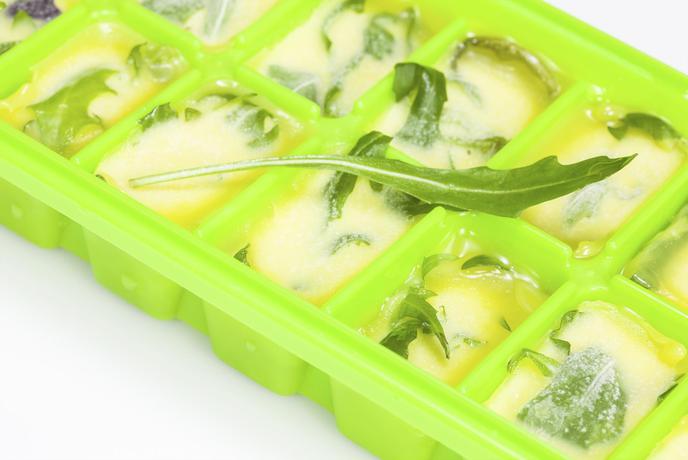 Pet idej za nekoliko drugačne ledene kocke