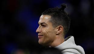 Dobrodelni Ronaldo in njegov agent