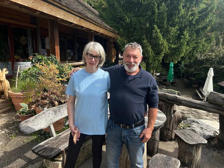 Sonja Trlep in Maks Jerin, z družino že desetletja srce in duša Lavričeve koče na Gradišču nad Šentvidom pri Stični. | Foto: Osebni arhiv