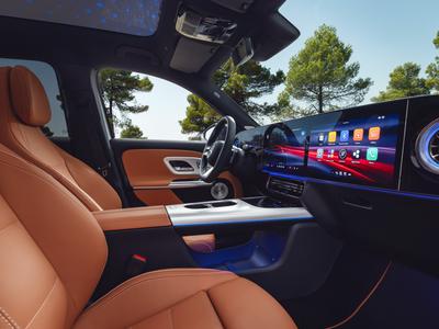 Takšen bo novi mercedes GLB: znotraj močno digitalen in še prostornejši #foto