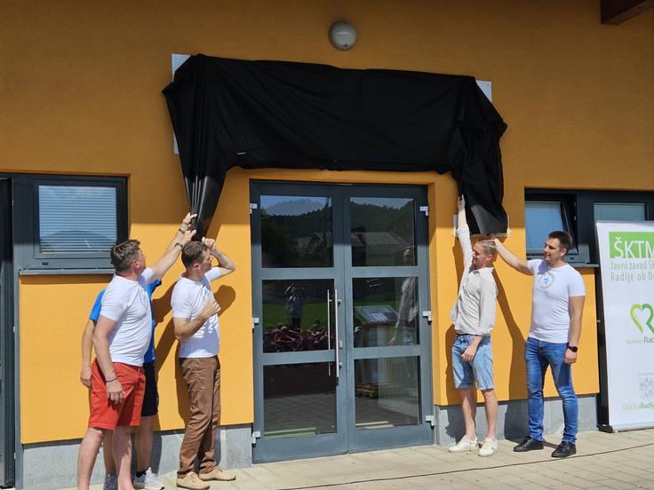 Žan Karničnik stadion | Foto: Vesna Pušnik Brezovnik/STA