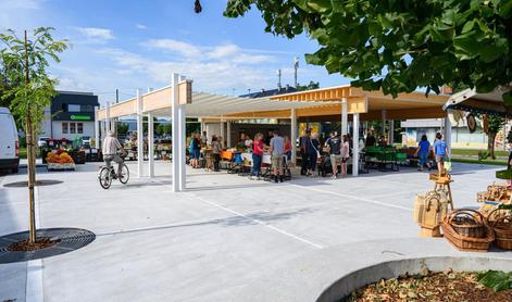 V središču Ivančne Gorice vrata odprla nova tržnica