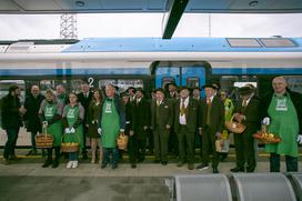 Slovenski zajtrk na vlaku, Slovenske železnice