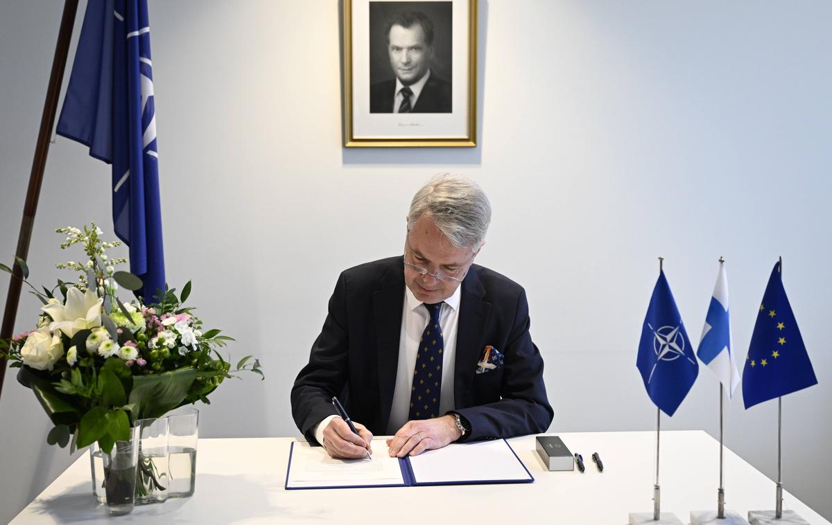 Finski zunanji minister Pekka Haavisto | Finski zunanji minister Pekka Haavisto je v Bruslju podpisal dokumente o pristopu v zvezo Nato. | Foto Guliverimage