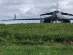 Bombnik B-2 v oporišču v Veliki Britaniji