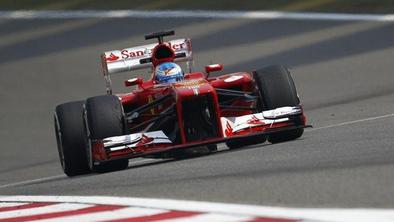 Alonso: Zaradi Masse jem riž in izpadajo mi lasje