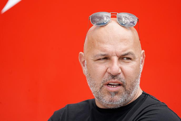 500 tisoč evrov več ali svoboda? Eržen razkril dilemo mladih talentov.