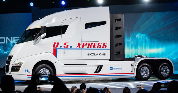 Nikola Motor je predstavil prototip svojega električnega tovornjaka s podaljševalnikom dosega, ki uporablja vodikove gorivne celice. | Foto: Nikola Motor