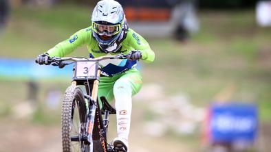 Monika Hrastnik pred finalom SP zadržana