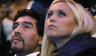 Za koga bo navijal Maradona?