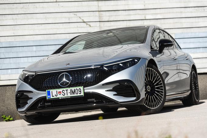 Mercedes ni zadovoljen s prodajo premijskega EQS. | Foto: Gašper Pirman